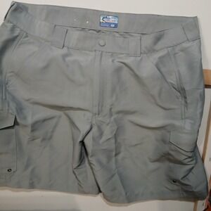 NWOT Wide Sportsman Mens Gray Fishing Cargo Shorts Size 44 Marlin